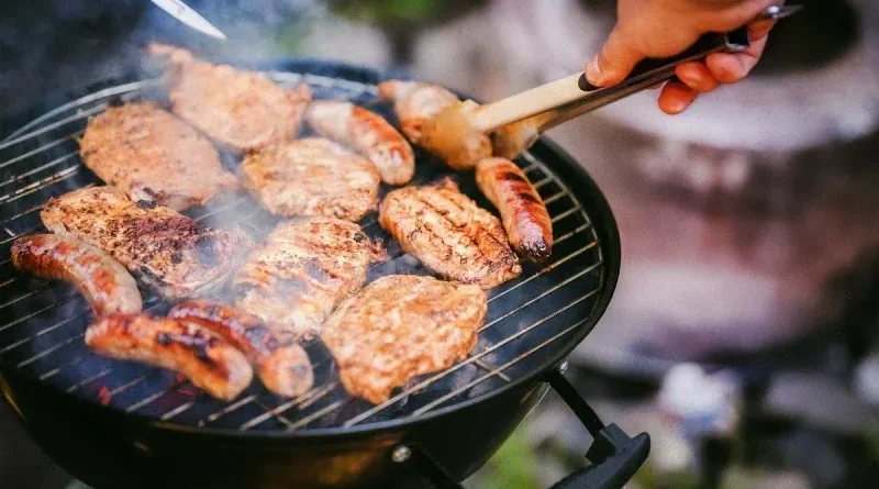 Приготовление и переработка мяса связаны с риском развития рака